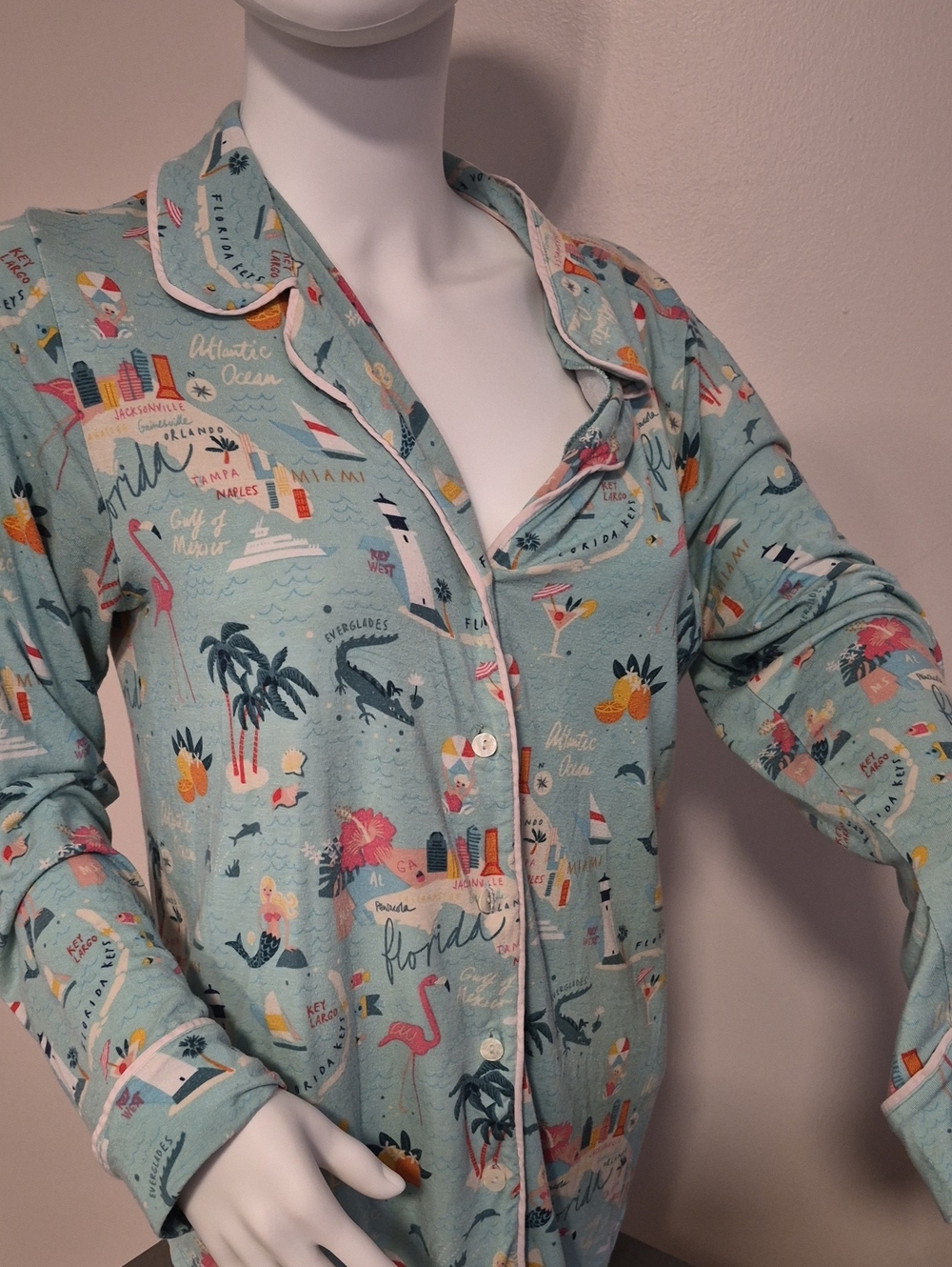 Spartina 449 WOMENS Size 8-10 Sea-Map Print Button-Front Pajama Top & Shorts